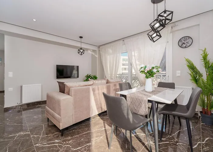 Brand New Building Deluxe Apartments With Parking Nearby Train
